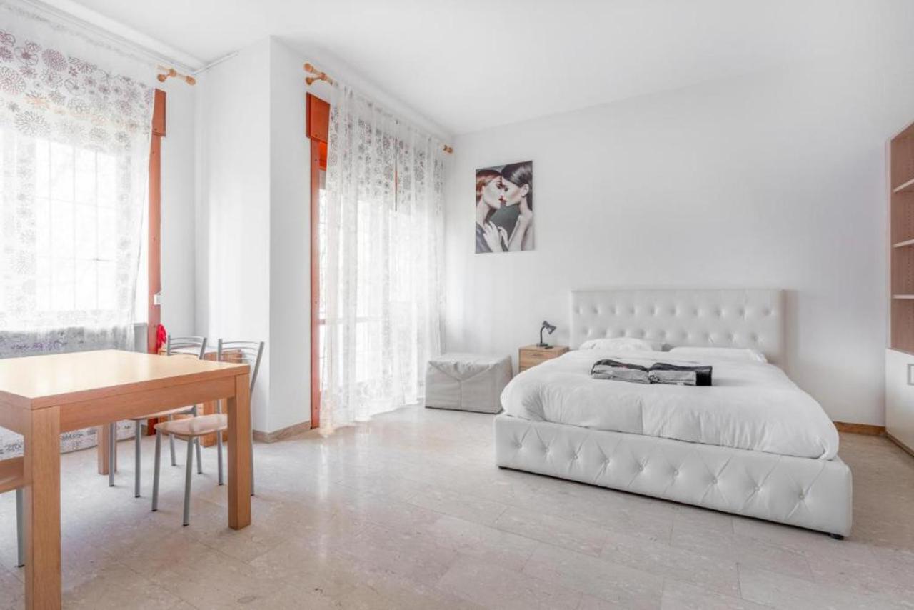 Moncler House Navigli Διαμέρισμα Μιλάνο Εξωτερικό φωτογραφία